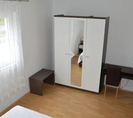 In With Balcony, Air Conditioning, Wi-fi Sveti Filip i Jakov
